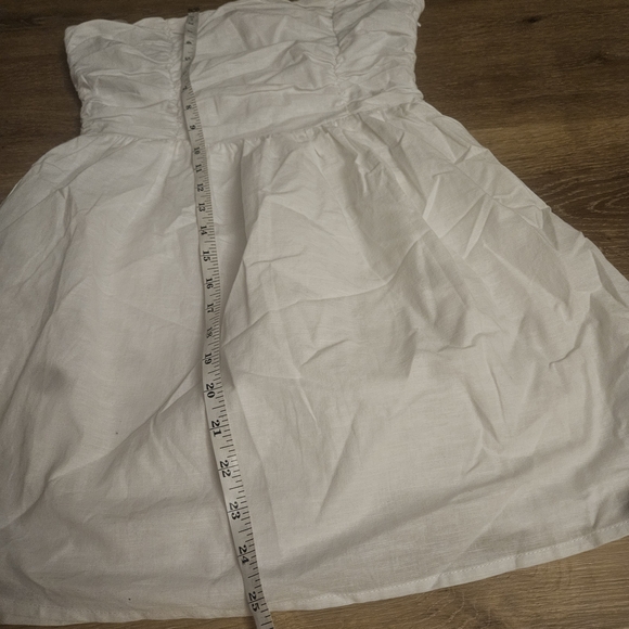 " MORE TO COME" Chic Mini‎ Strapless White Dress - Picture 4 of 5